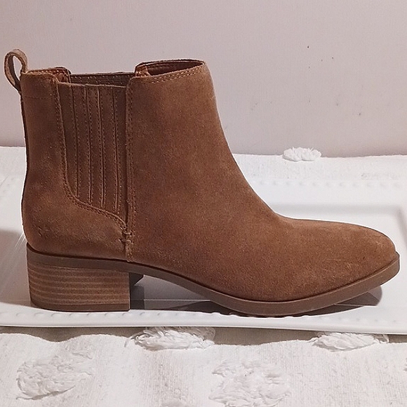 Stunning! Lucky Brand 🍀Suede Boot 👢 10  Stylish! - Picture 2 of 15